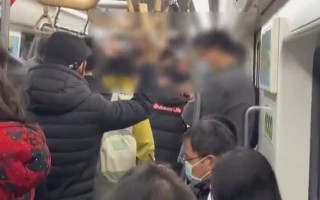 中国地铁恶搞视频，中国地铁恶搞视频大全