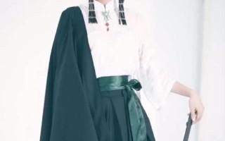 男童墨绿汉服穿搭图，男童墨绿汉服穿搭图片