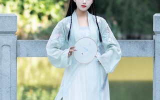 混血模特汉服穿搭，混血模特汉服穿搭图片